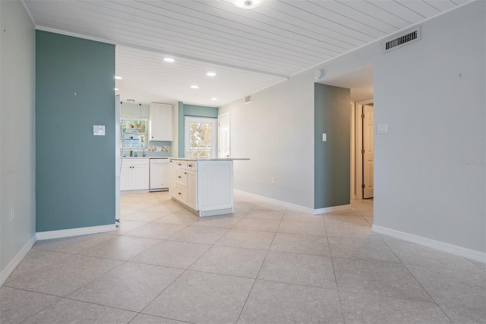 ROYAL STEWART ARMS - Residential