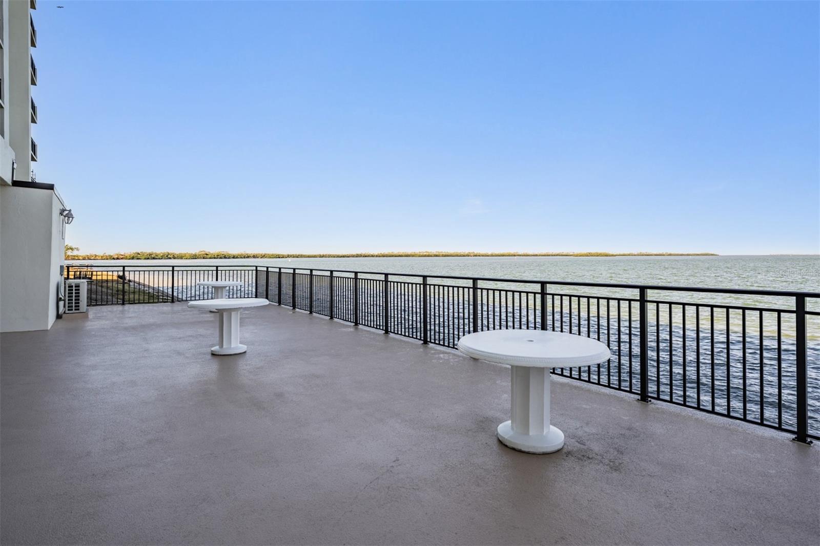 ROYAL STEWART ARMS - Residential