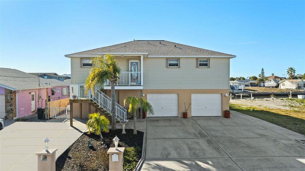 Photo of 13533 Veronica Drive, Hudson, FL 34667 (MLS # TB8475496)