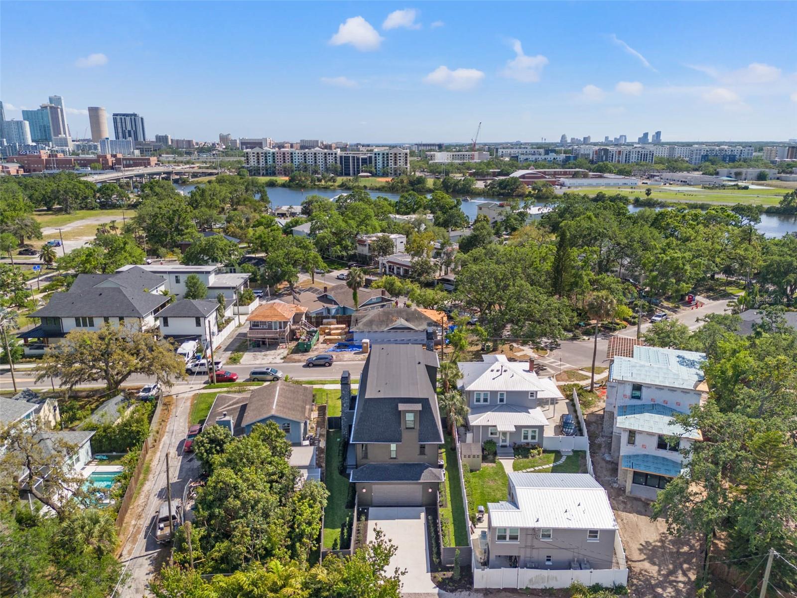 RIDGEWOOD PARK - Residential