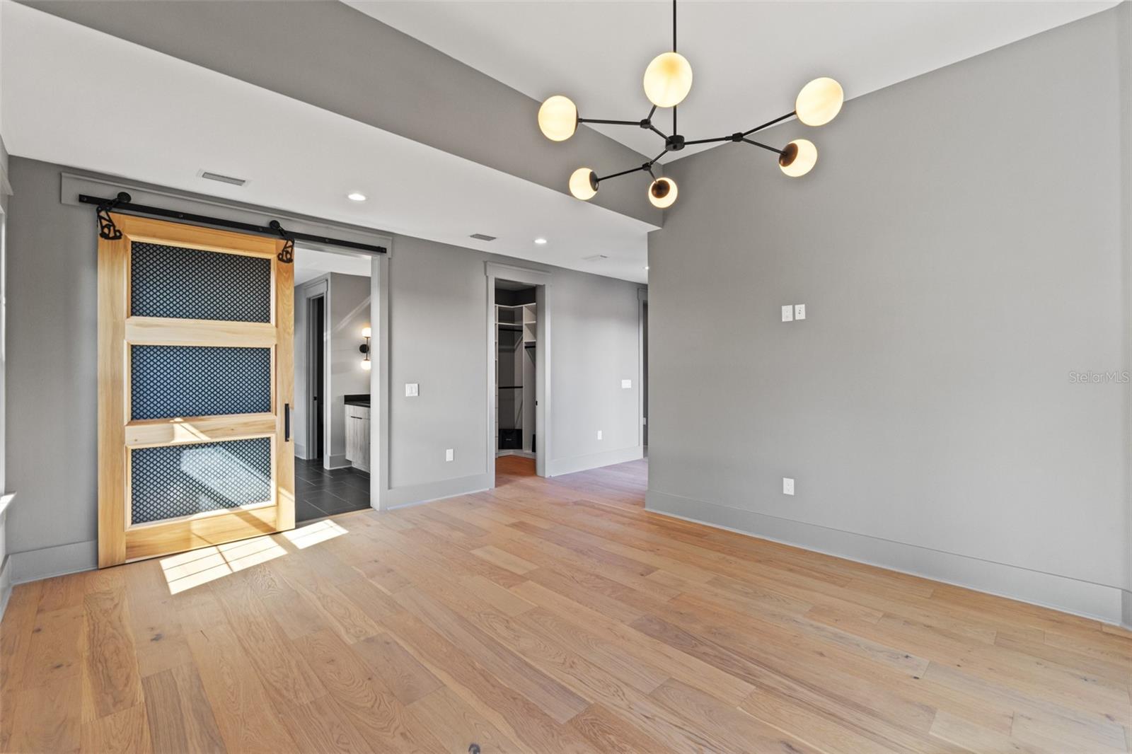 RIDGEWOOD PARK - Residential