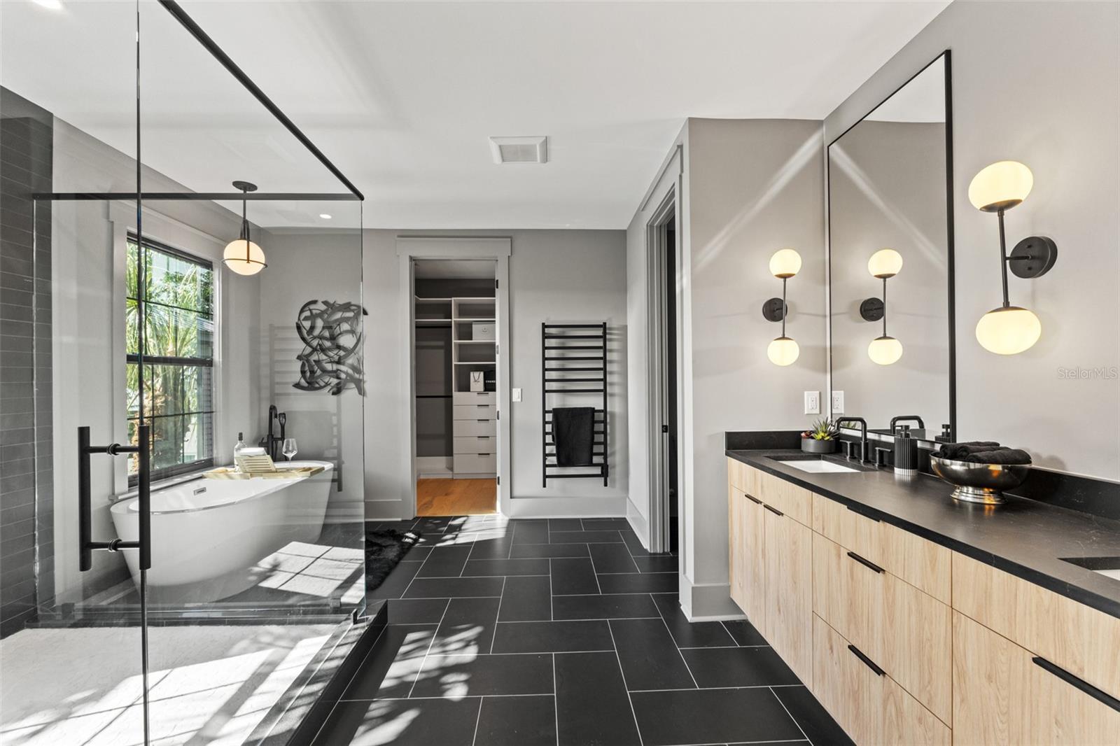 RIDGEWOOD PARK - Residential