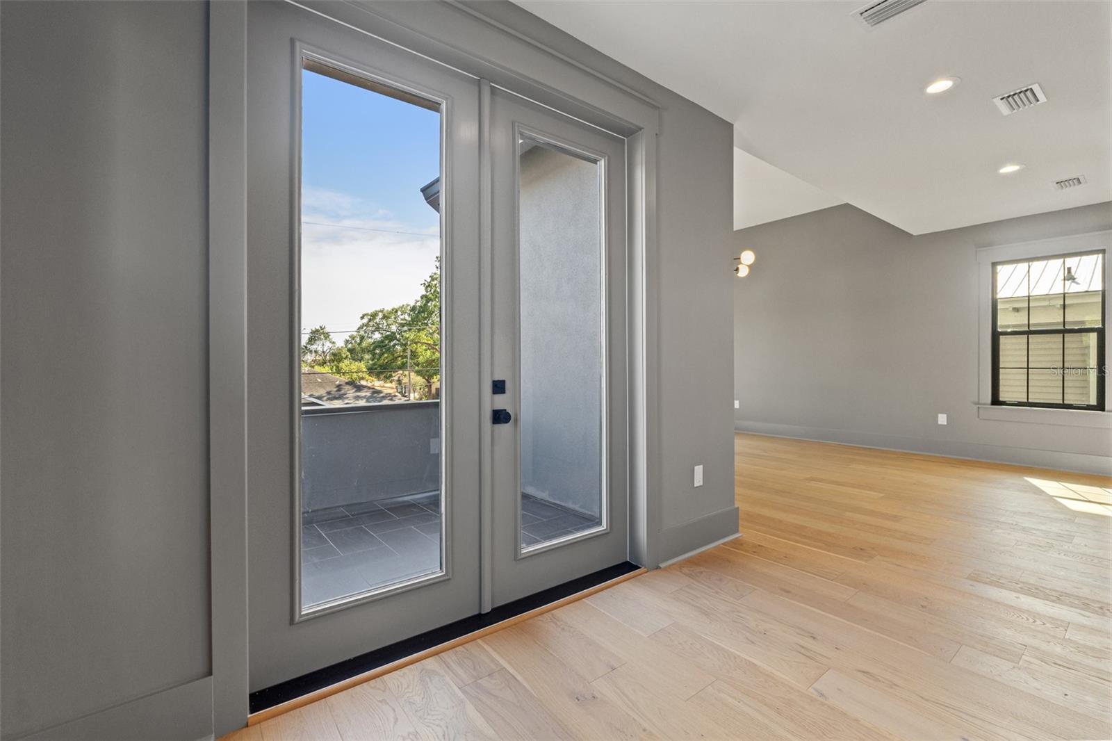 RIDGEWOOD PARK - Residential