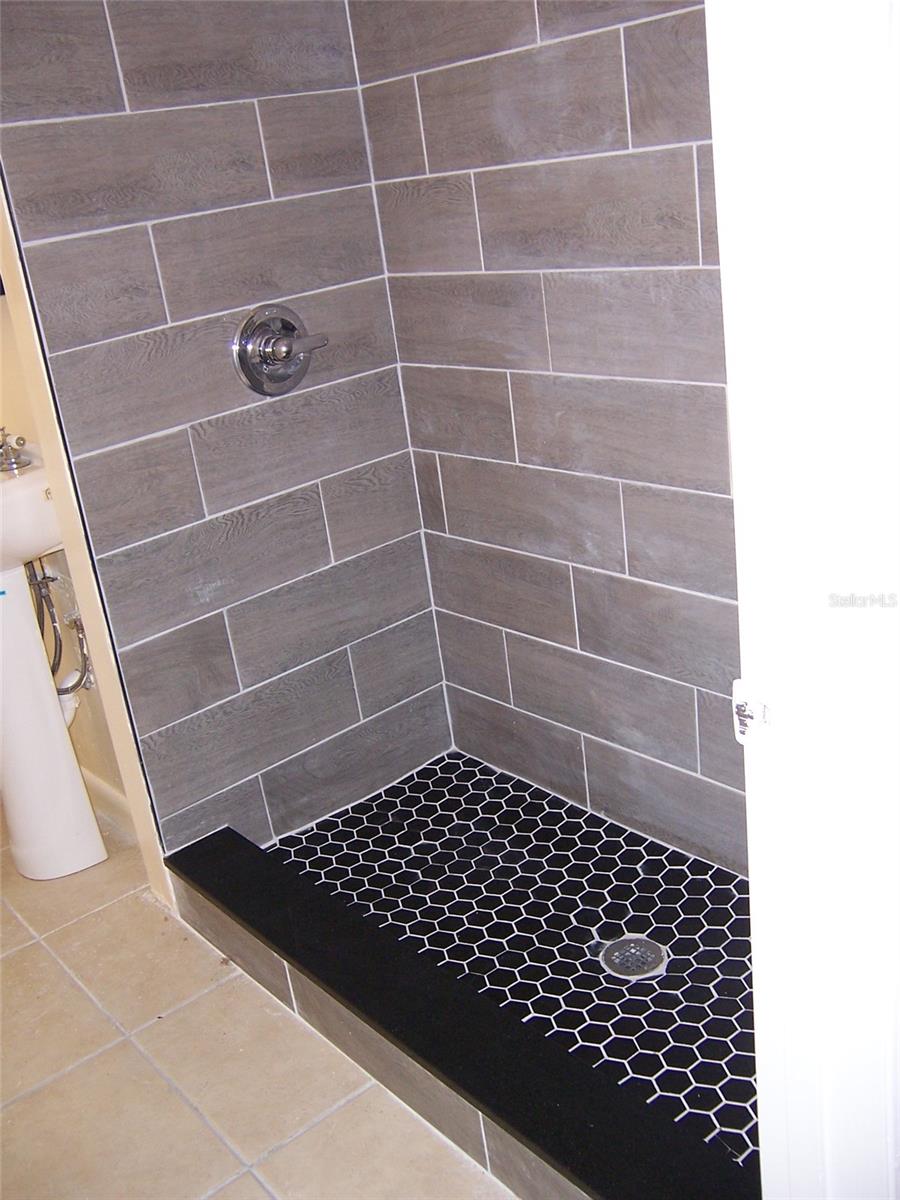 PINE HILLS SUB 6 - Residential