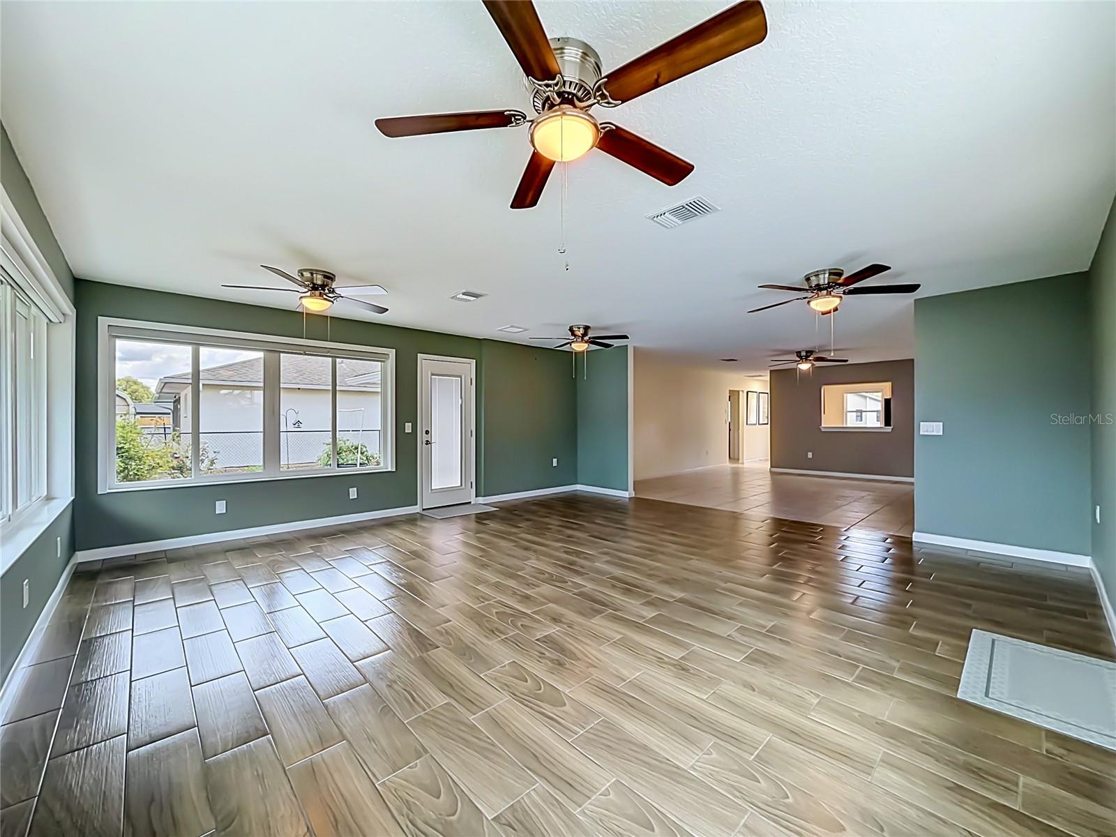 HARBOR SHORES UNIT 02 - Residential