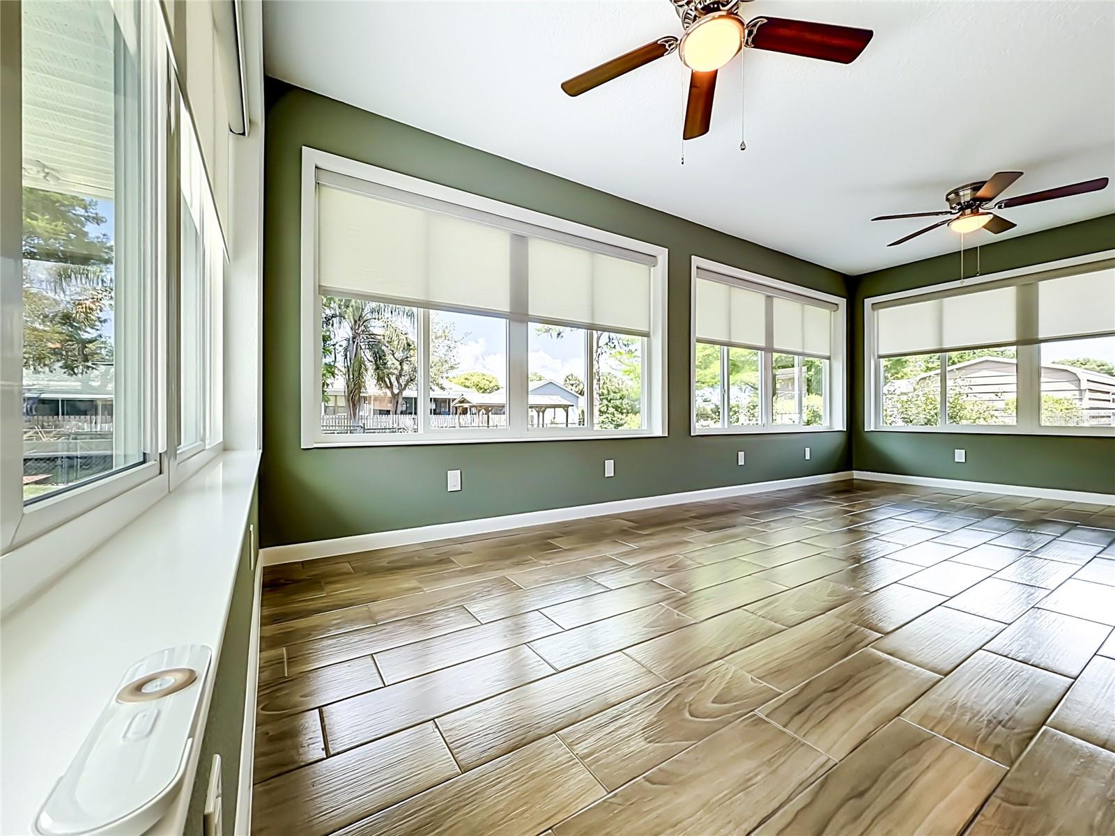 HARBOR SHORES UNIT 02 - Residential