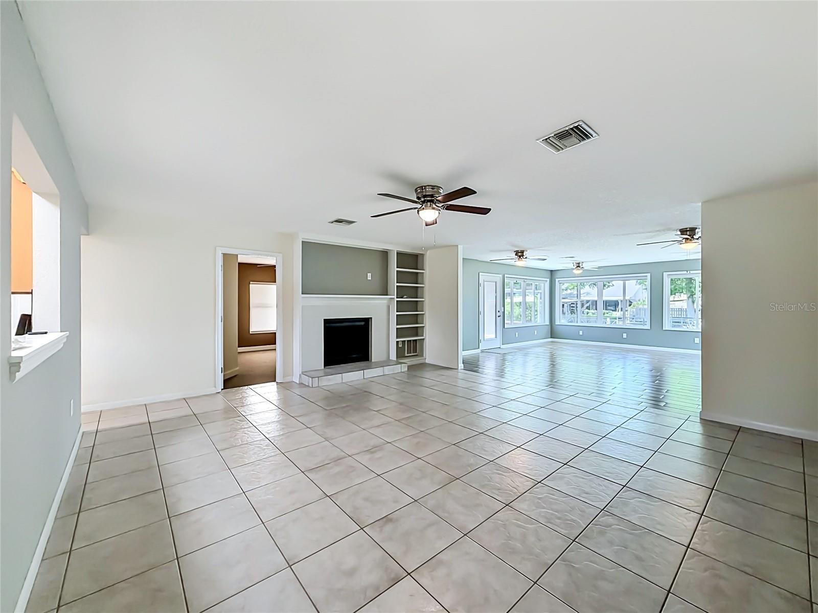 HARBOR SHORES UNIT 02 - Residential