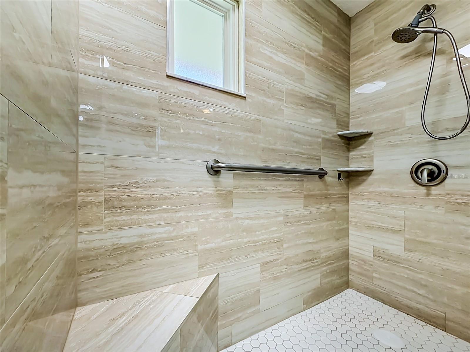 HARBOR SHORES UNIT 02 - Residential