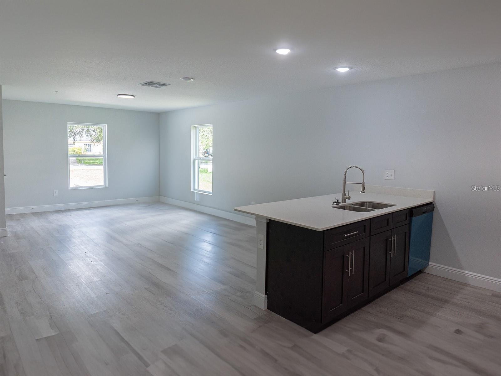 CRYSTAL GROVE - Residential Lease