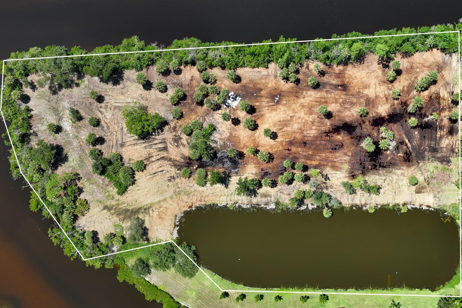 CAPE HAZE WINDWARD TR E 04 05 - Land