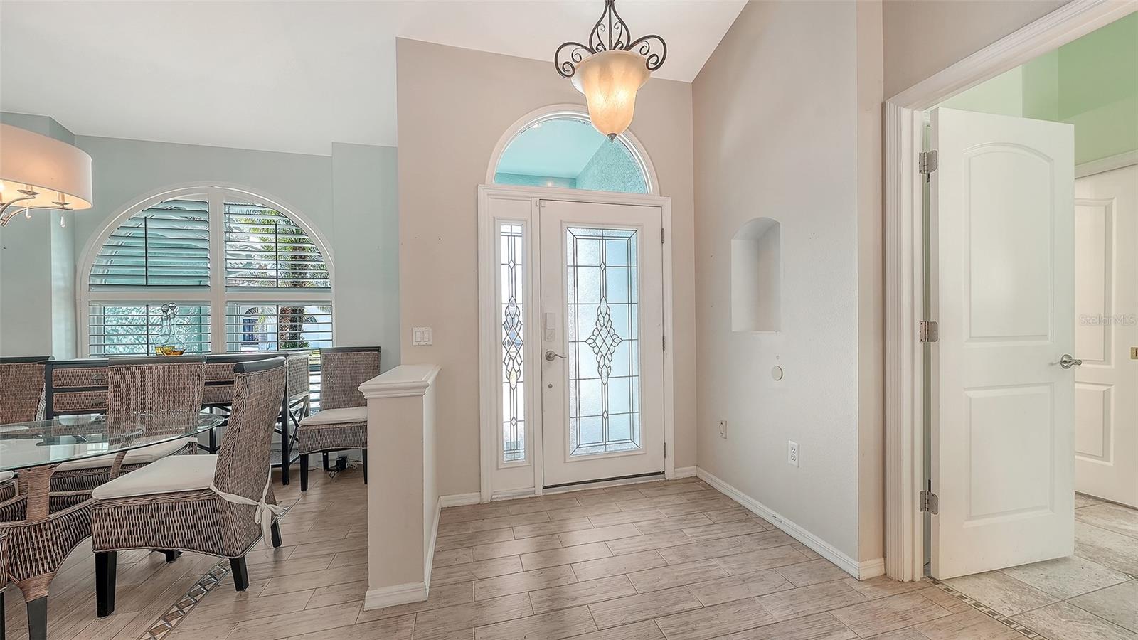 8972 HUNTINGTON POINTE DRIVE