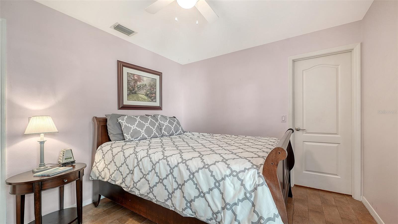 HUNTINGTON POINTE - Residential