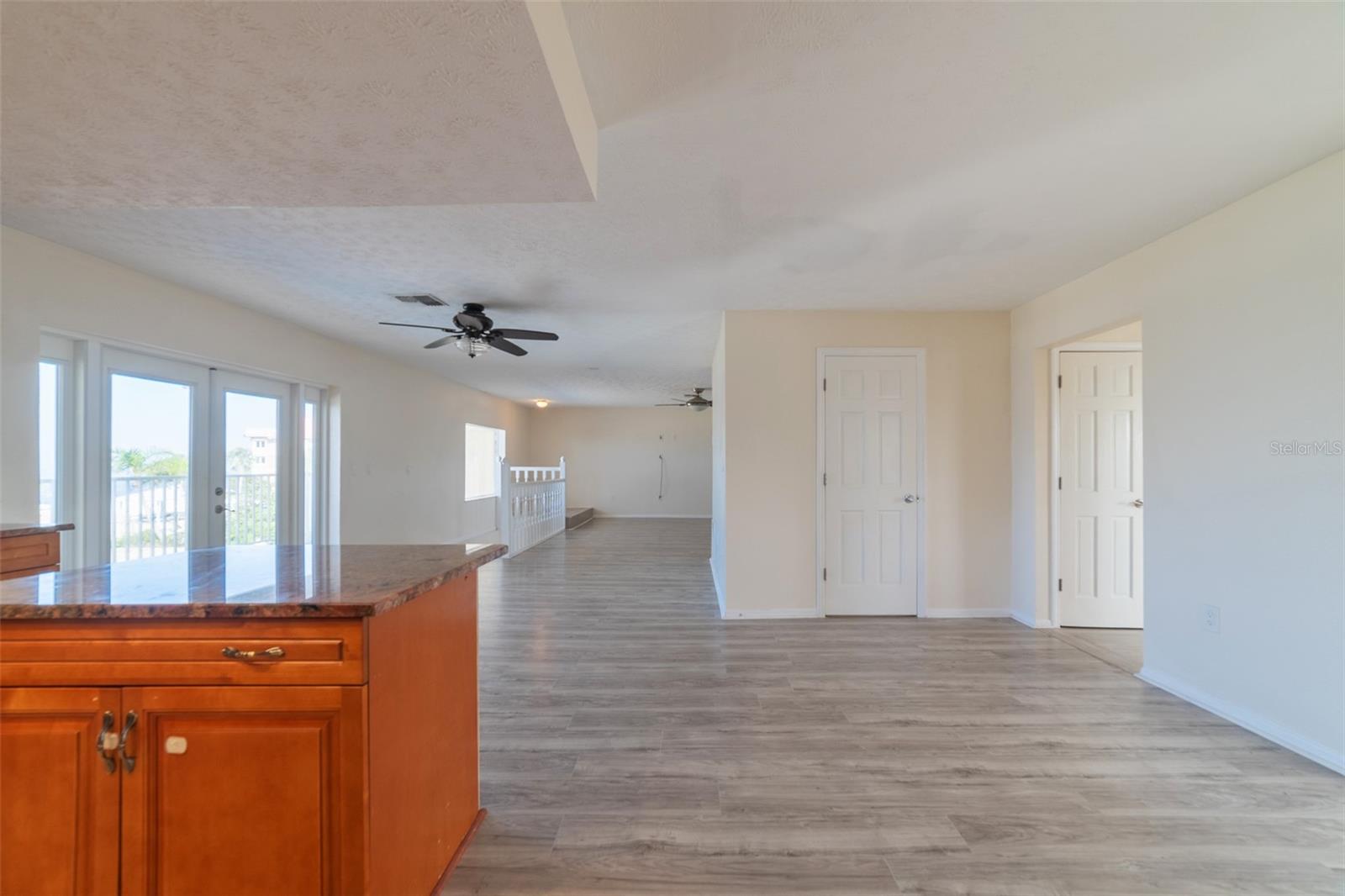 FLOR A MAR - Residential Lease