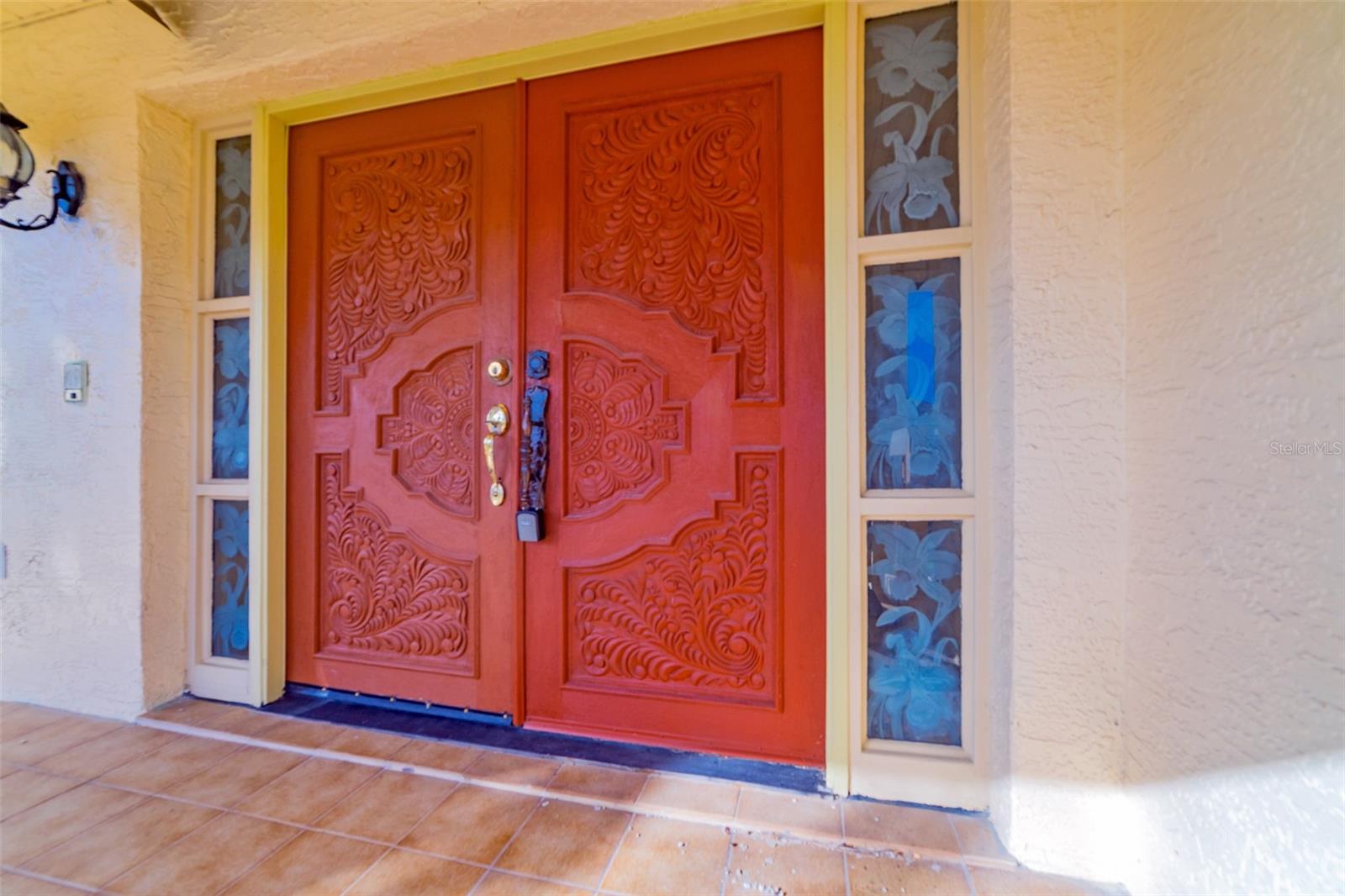 FLOR A MAR - Residential Lease