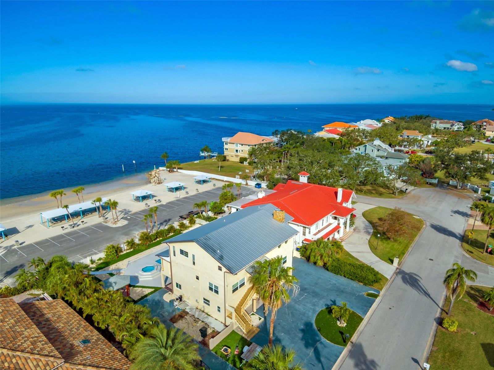 FLOR A MAR - Residential Lease