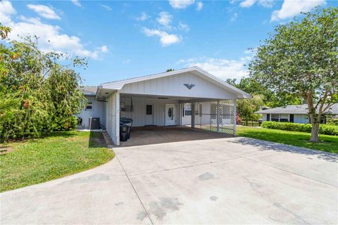 Photo of 3102 SE 34th Avenue, Okeechobee, FL 34974 (MLS # A4680409)
