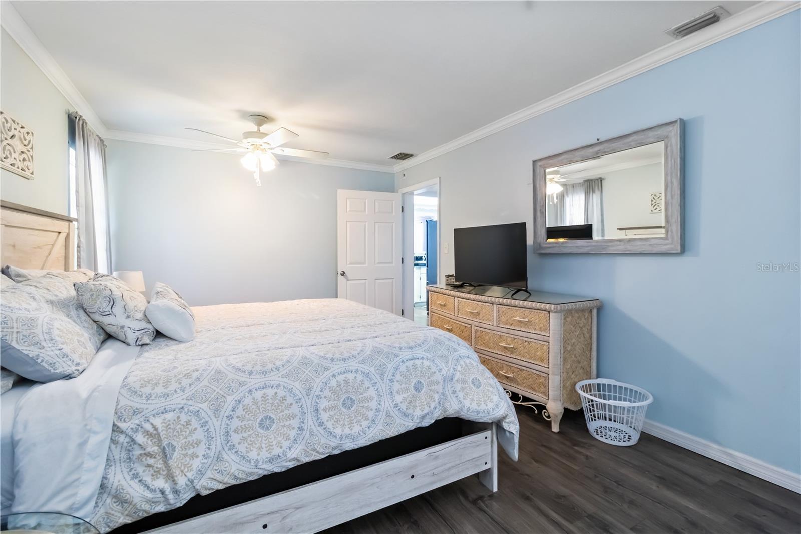 TREASURE ISLAND UN 01 - Residential