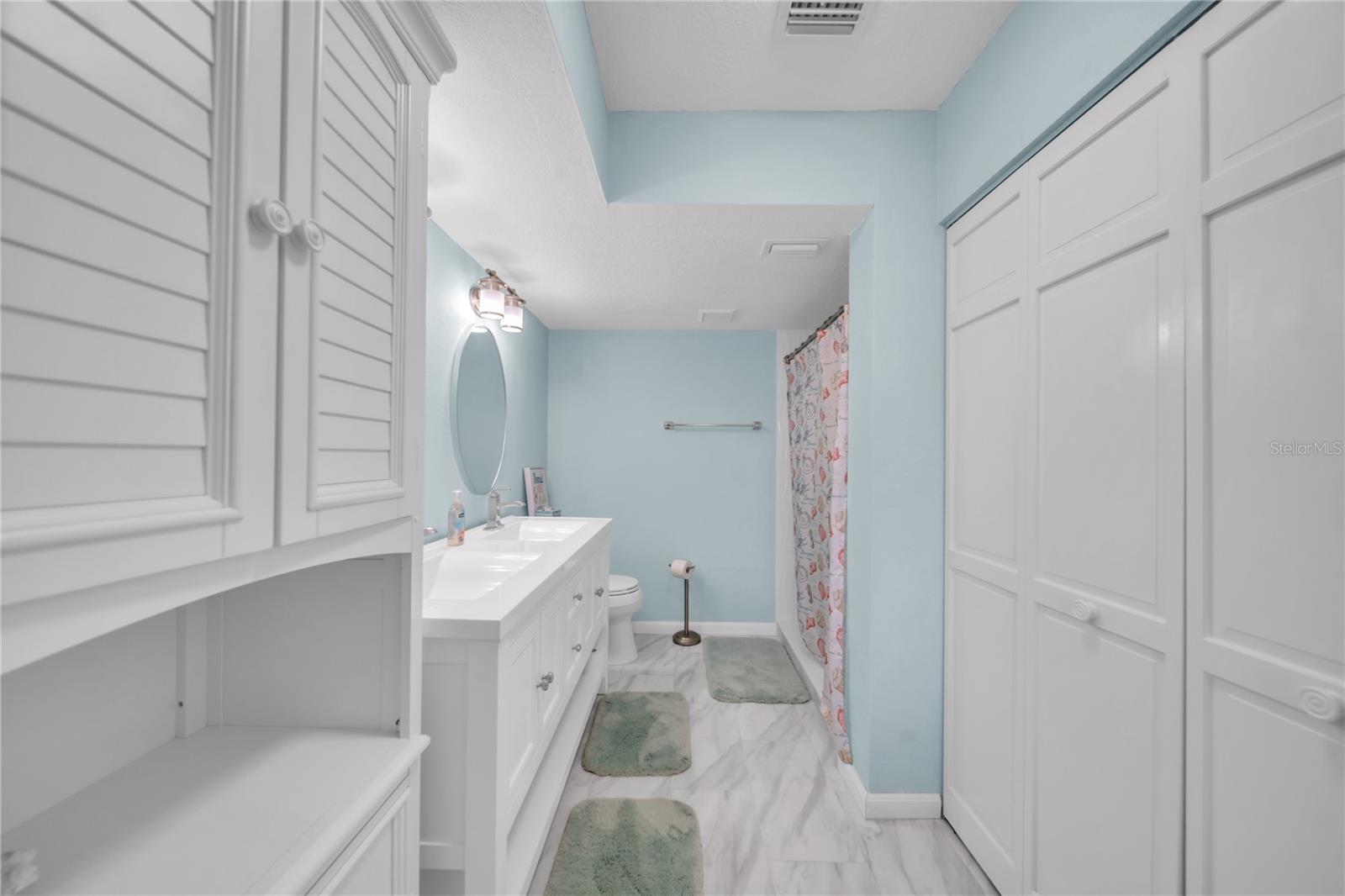 SILVER COVE - Residential