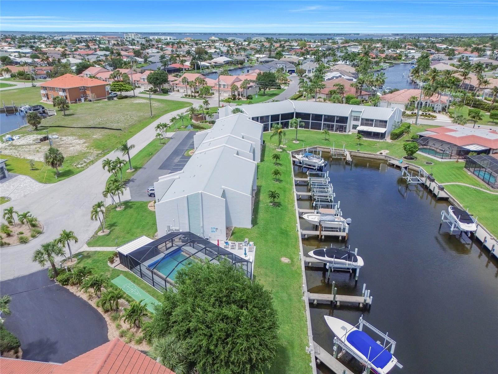 SILVER COVE - Residential