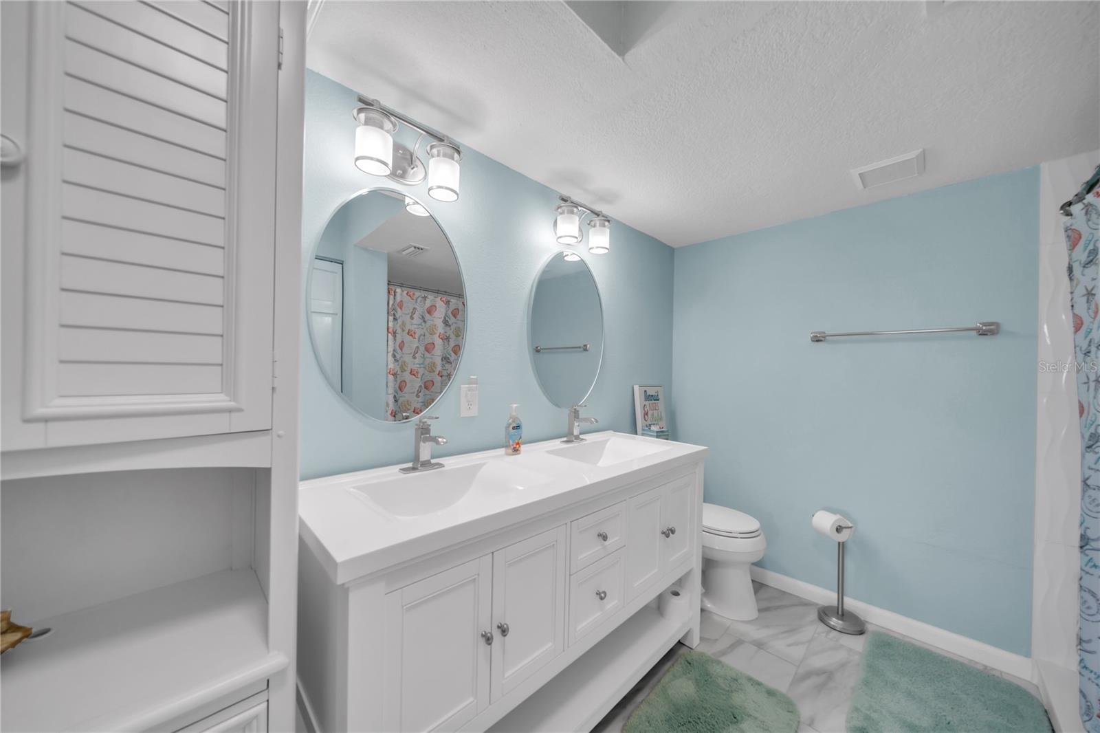 SILVER COVE - Residential