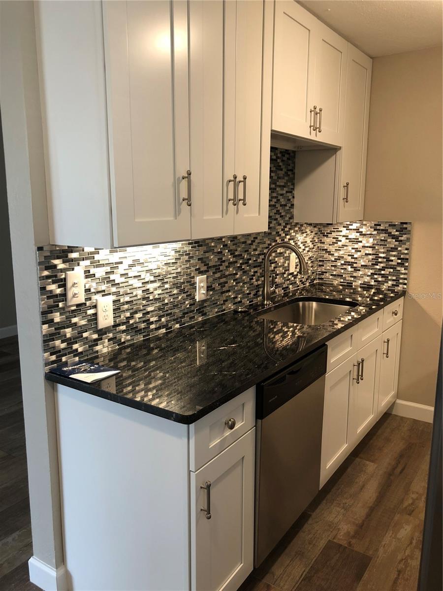 EAGLE CREST - Residential Lease