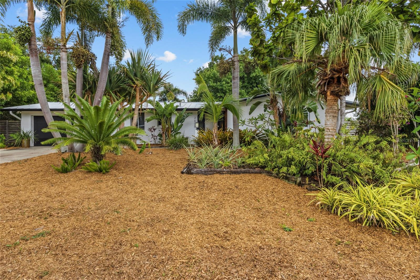 2605 BOTANY AVENUE