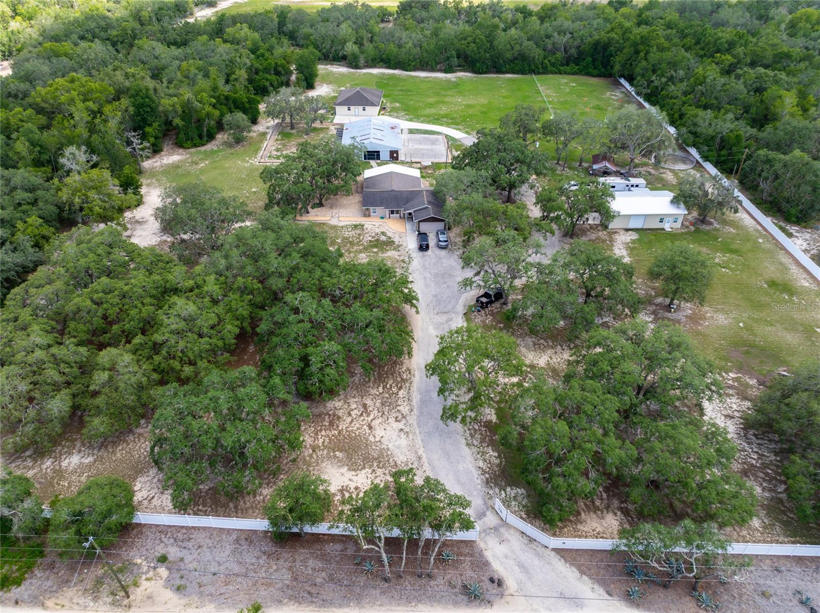 16142 BREAKWATER LANE