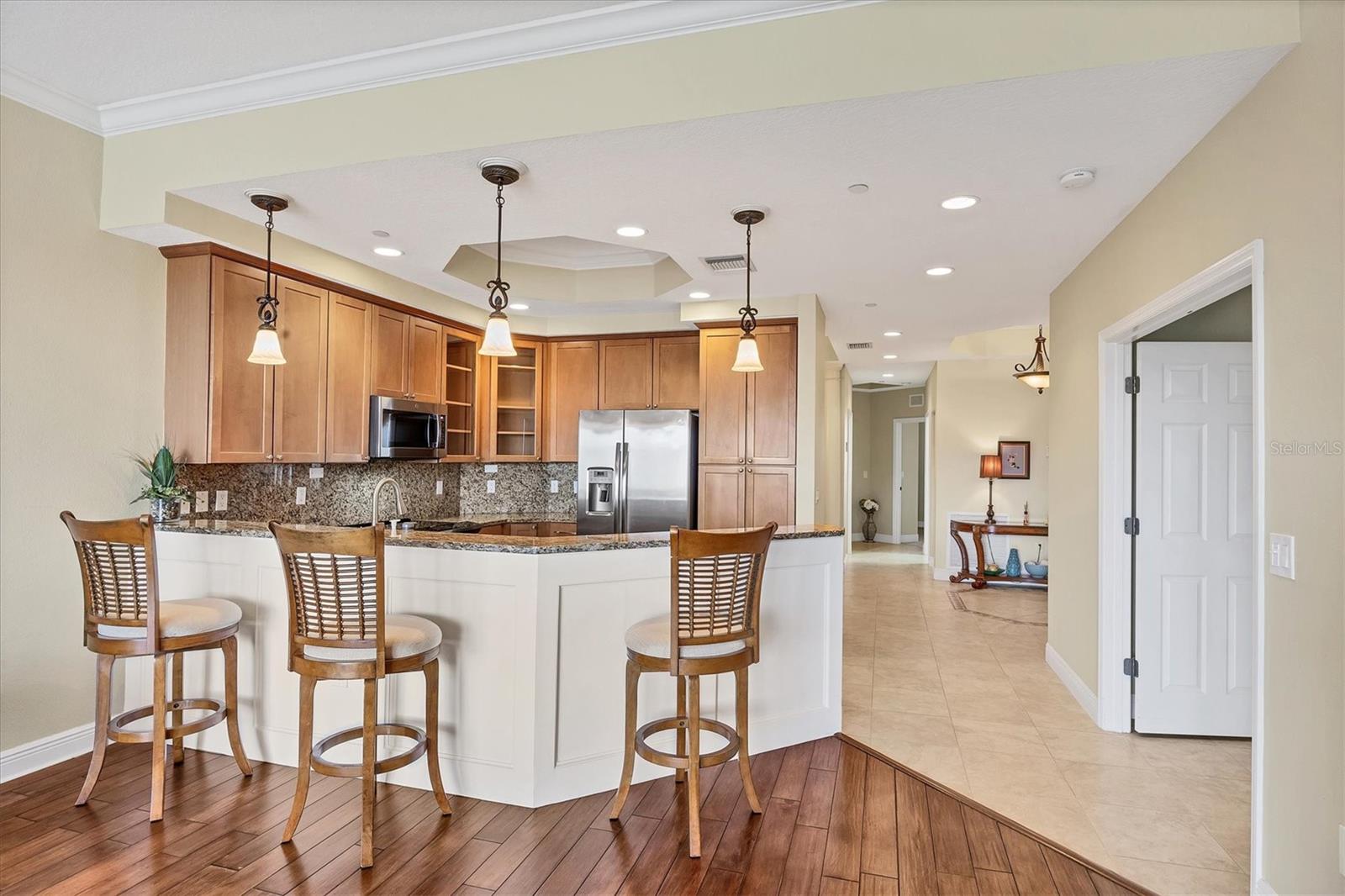 WATERCREST CONDOMINIUM - Residential