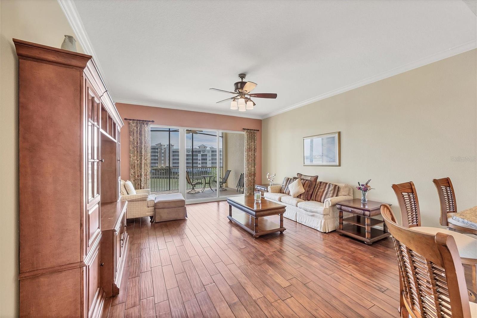 WATERCREST CONDOMINIUM - Residential