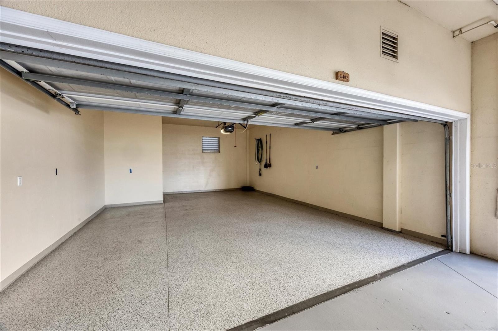 WATERCREST CONDOMINIUM - Residential