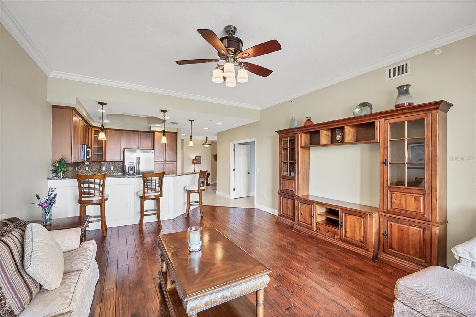 WATERCREST CONDOMINIUM - Residential