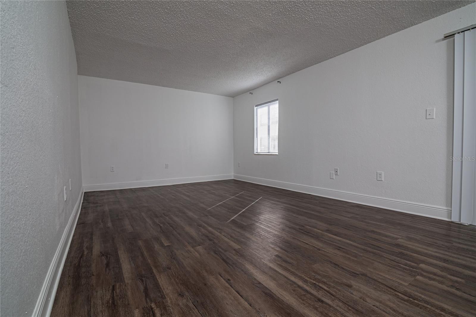 MILLENNIUM PALMS - Residential Lease
