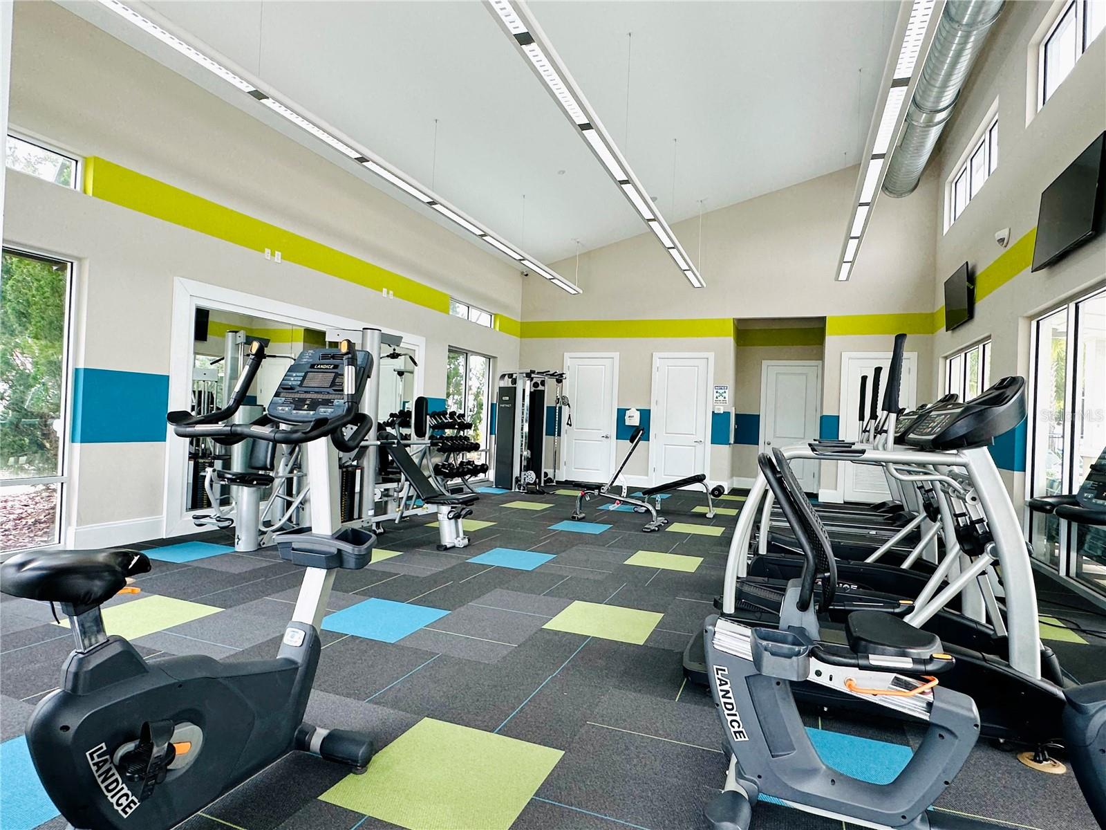 VERANDA PALMS - Residential