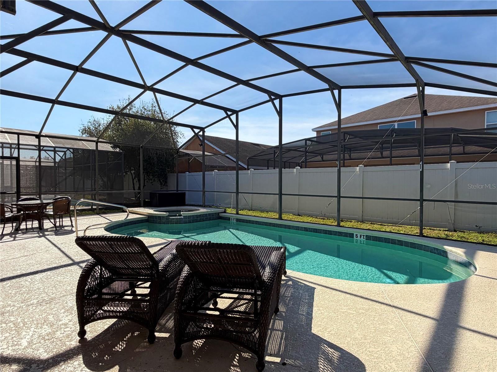 VERANDA PALMS - Residential