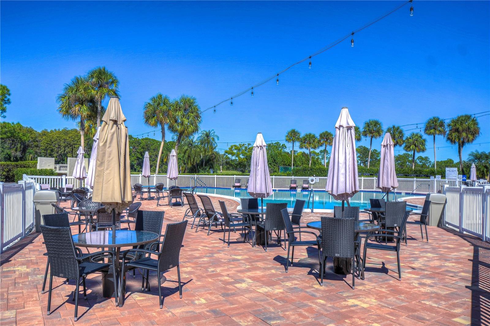 GOLF VIEW VILLAS CONDO 03A - Residential