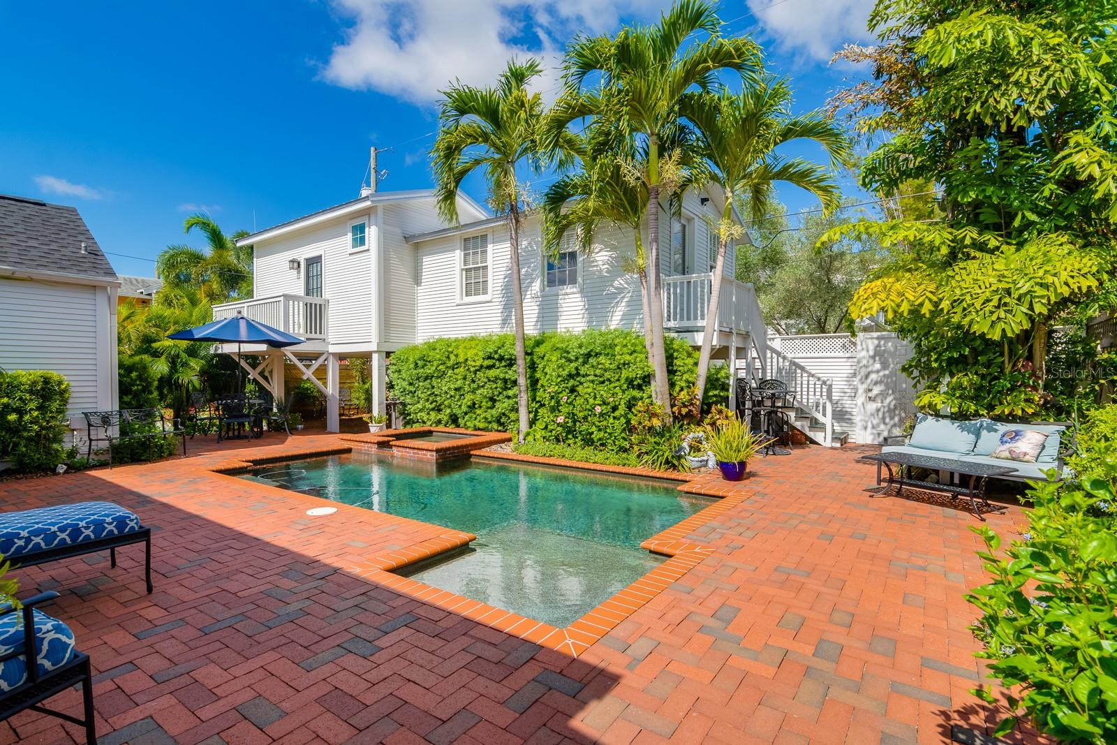 WEST HYDE PARK - Residential