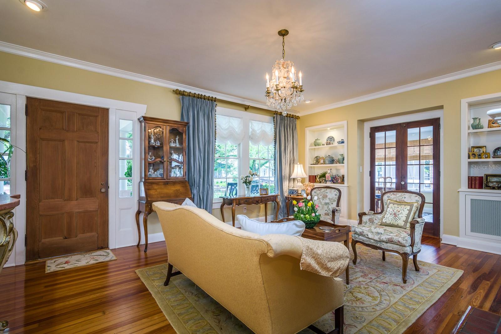 WEST HYDE PARK - Residential