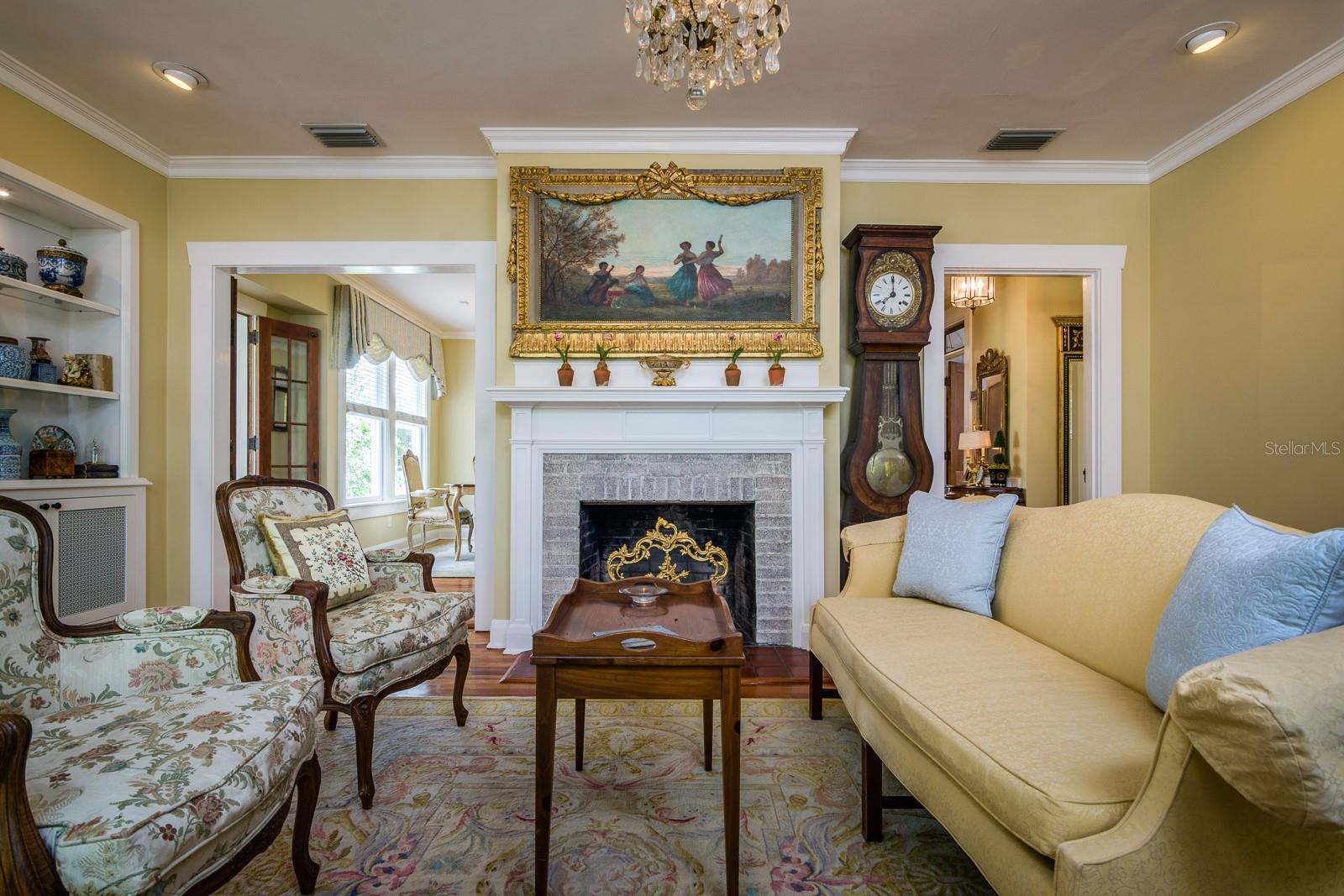 WEST HYDE PARK - Residential