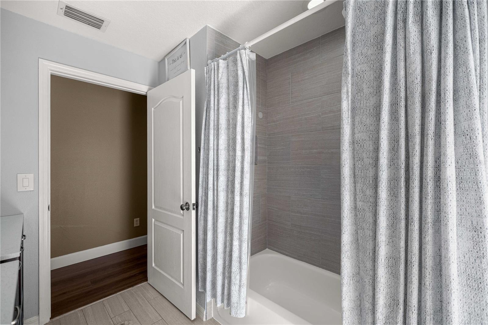 KINGSLAND COUNTRY ESTATES - Residential