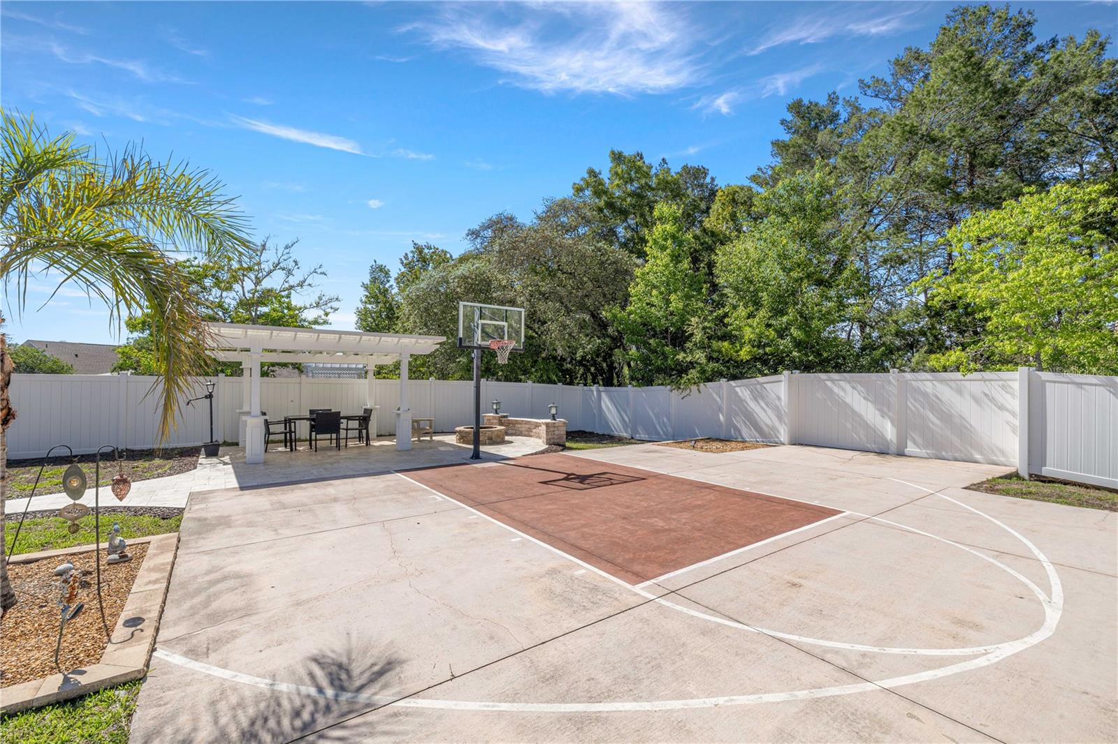 KINGSLAND COUNTRY ESTATES - Residential