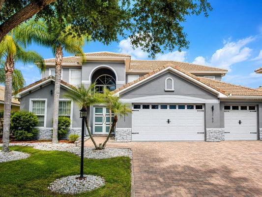 3759 EAGLE ISLE CIR, KISSIMMEE, FL 34746 - Image f9030e799aed71720579cf679e5bcfac/985265459
