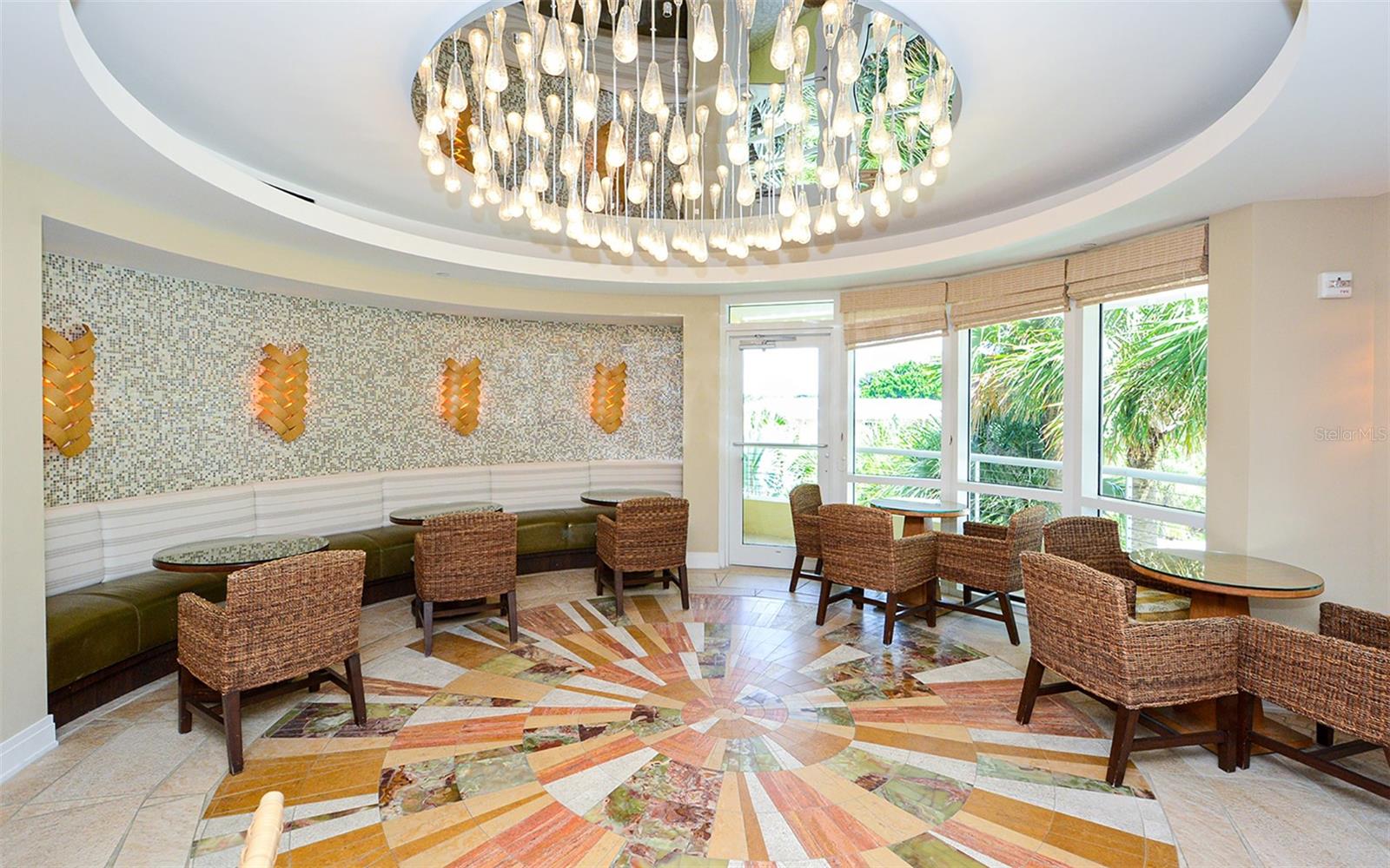 SIESTA KEY BEACH RESIDENCES - Residential