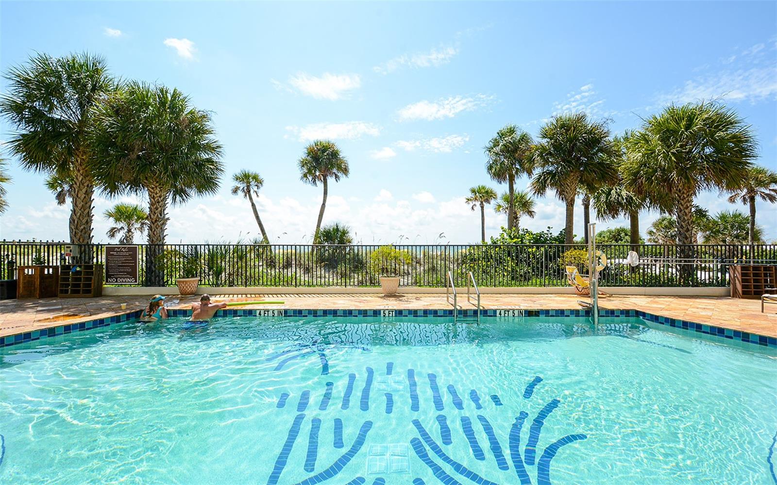 SIESTA KEY BEACH RESIDENCES - Residential