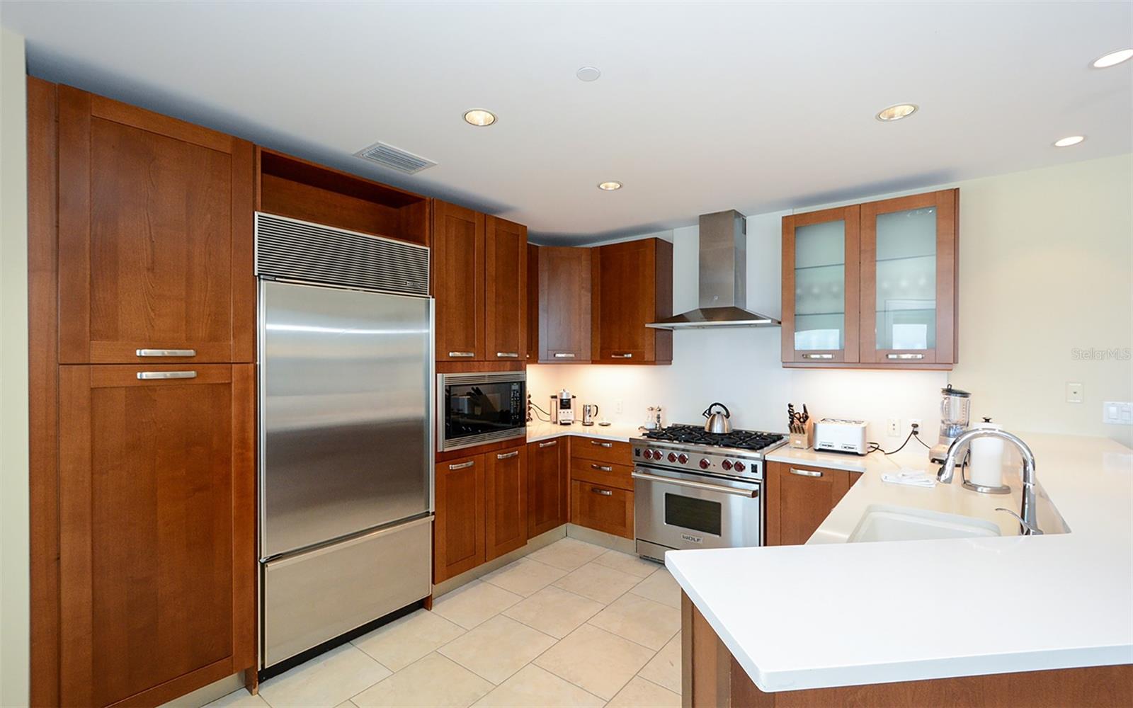 SIESTA KEY BEACH RESIDENCES - Residential