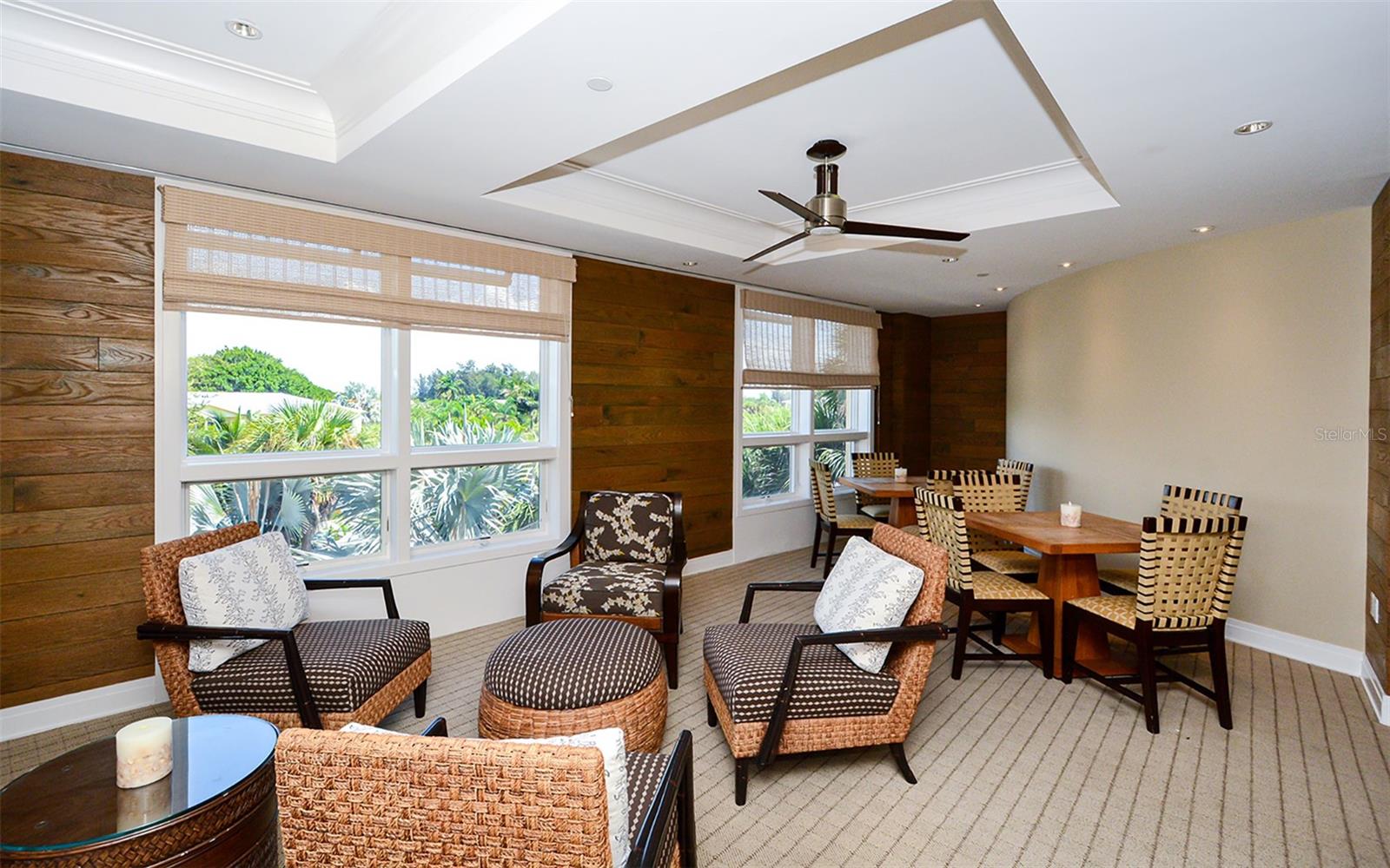 SIESTA KEY BEACH RESIDENCES - Residential