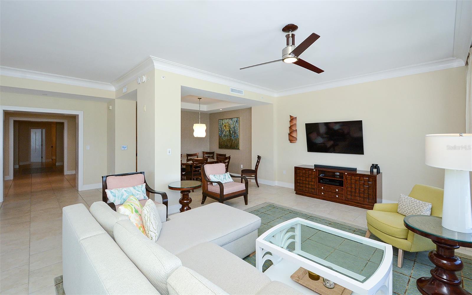 SIESTA KEY BEACH RESIDENCES - Residential