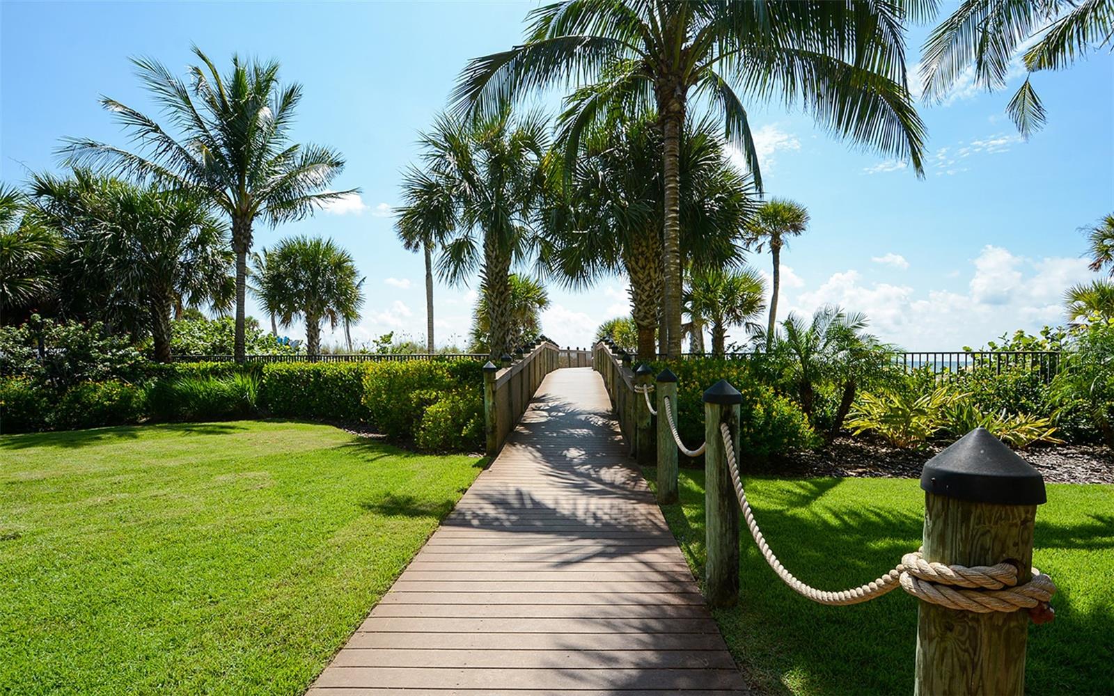 SIESTA KEY BEACH RESIDENCES - Residential