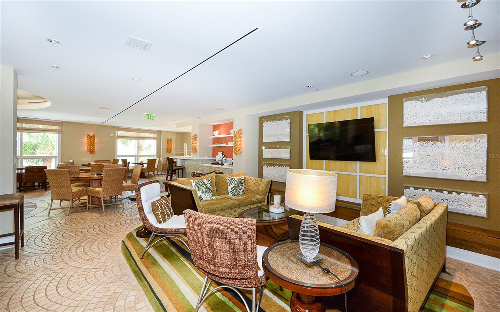 SIESTA KEY BEACH RESIDENCES - Residential