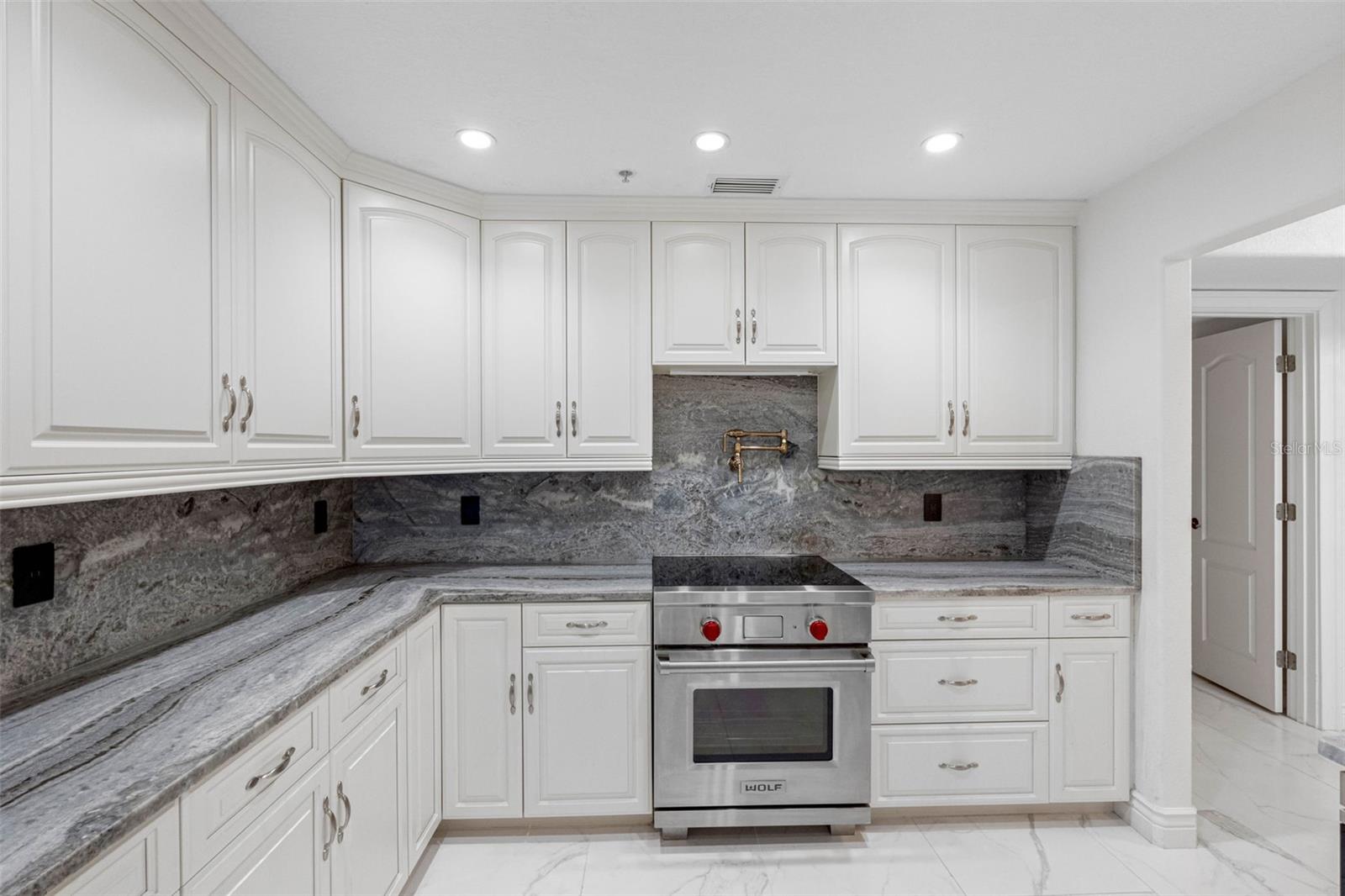 MARQUESA CONDO - Residential