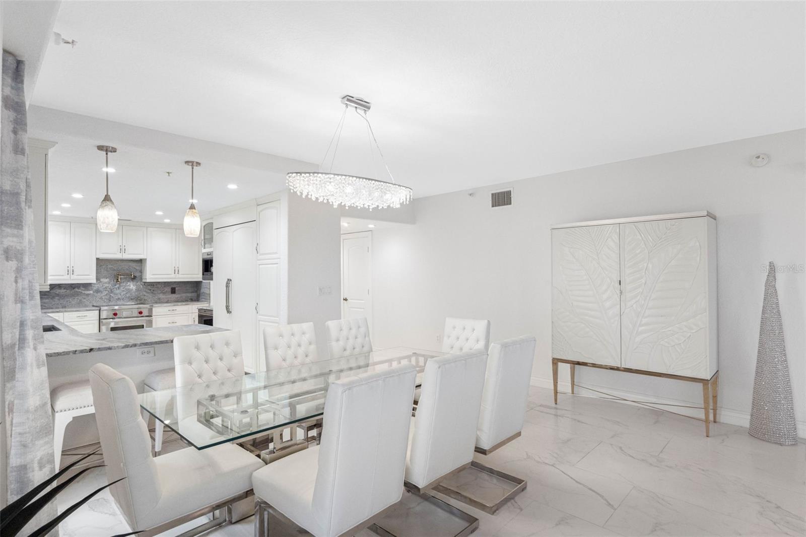 MARQUESA CONDO - Residential